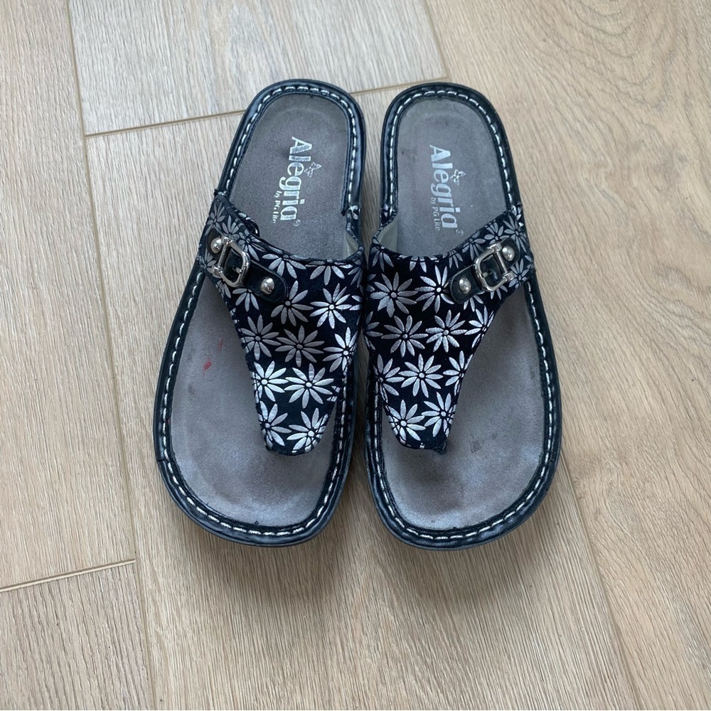 Alegria Flower Printed Silver Thong Sandals